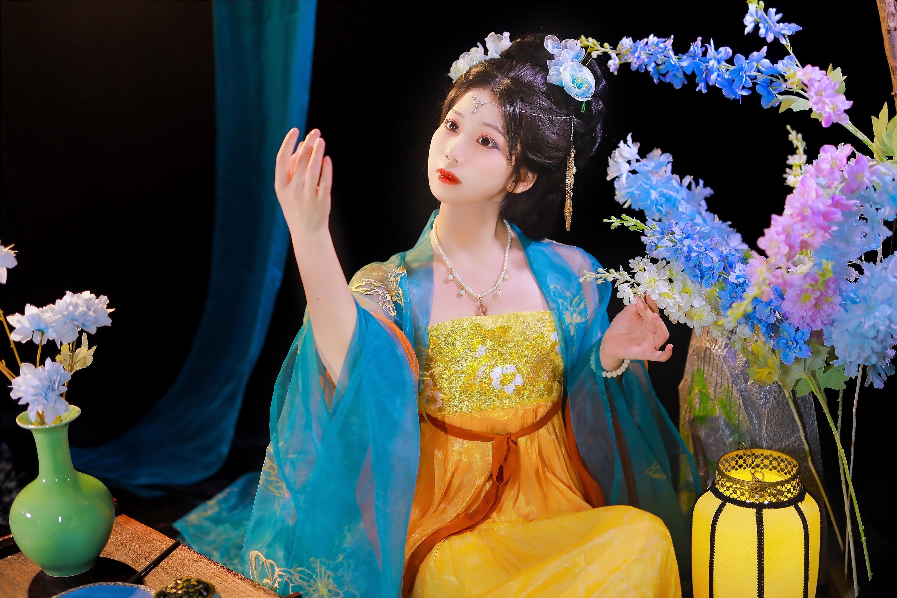 YITUYU艺图语 2025.01.28 虞美人 周周Ay